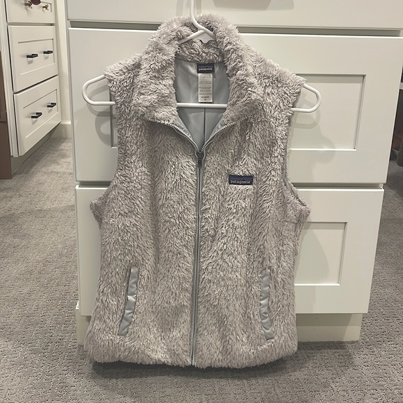 Patagonia women’s vest - Picture 1 of 3